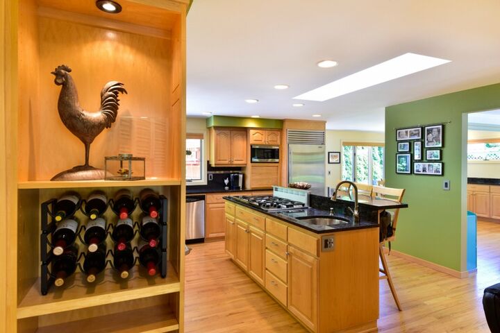 Property Photo: 1010 Chippewa St WA 98273