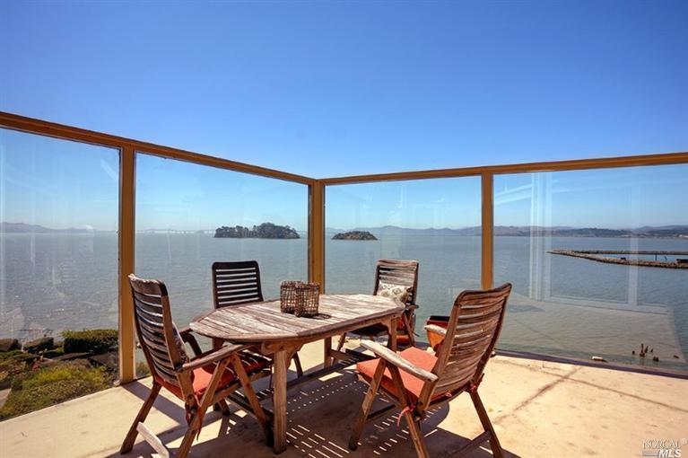 Property Photo: 181 Oak Drive CA 94901