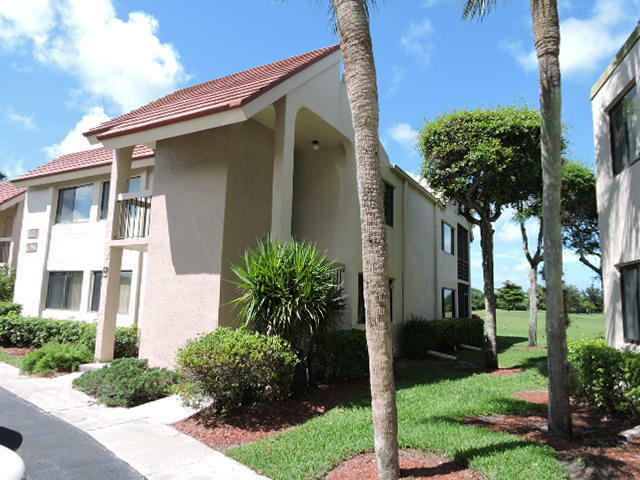 Property Photo:  11186 Green Lake Drive 204  FL 33437 