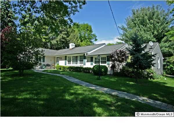 Property Photo:  23 Dogwood Road  NJ 07748 
