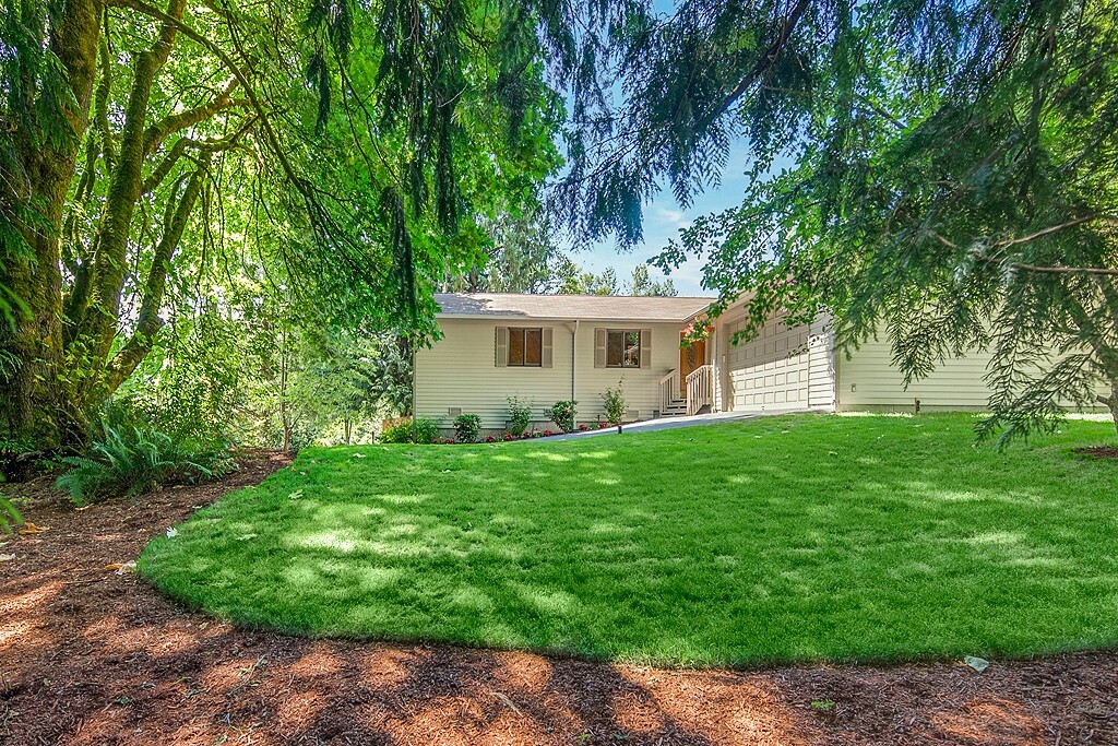 Property Photo:  23528 Aldora Place  WA 98272 