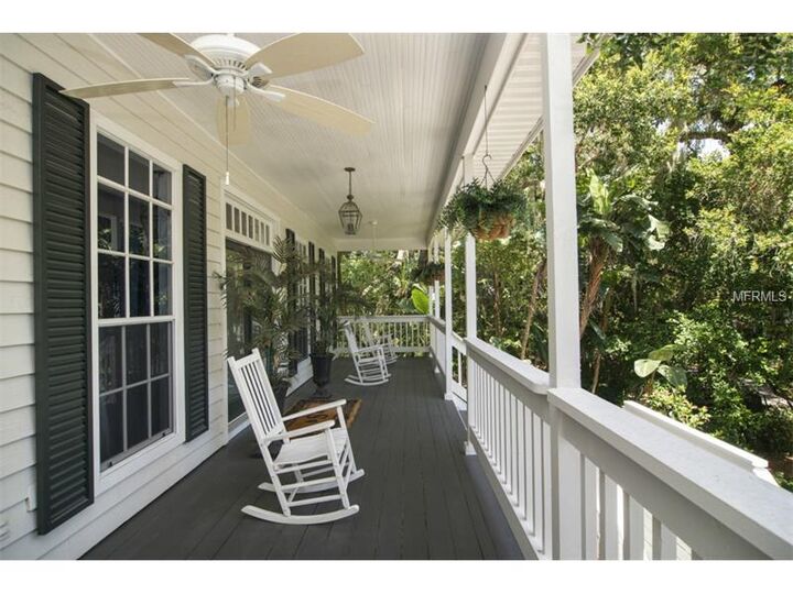 Property Photo:  2513 W Shell Point Road  FL 33611 