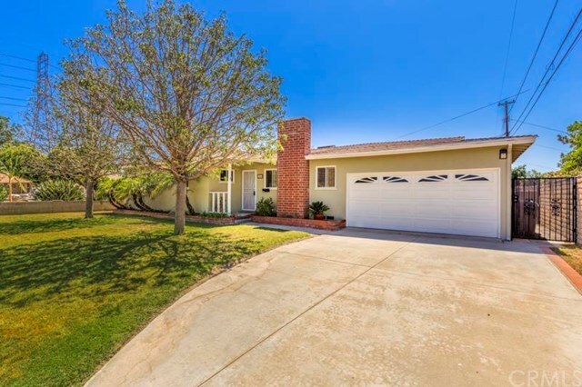 Property Photo:  1609 S Ivanhoe Street  CA 92804 