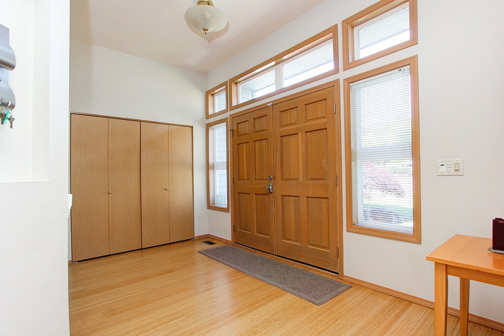 Property Photo: 9050 NE 145th Place WA 98028
