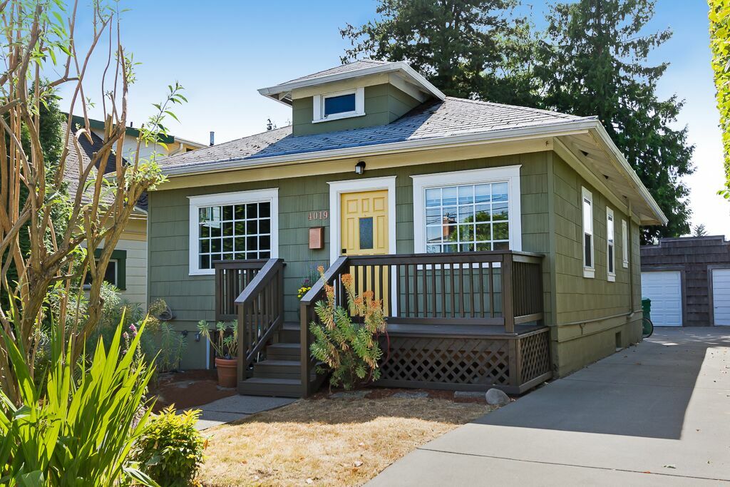 Property Photo: 4019 Cascadia Ave S WA 98118