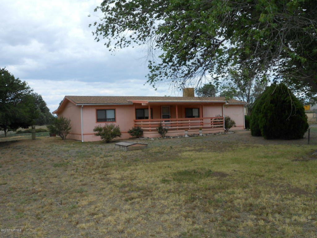 Property Photo:  2145 N Mohave Street  AZ 86323 