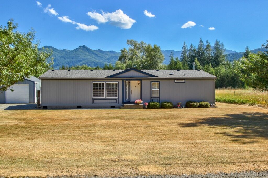 Property Photo:  44956 Compton Lane  WA 98273 