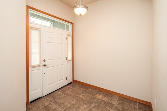 Property Photo:  221 Creekview Crest  WA 98264 