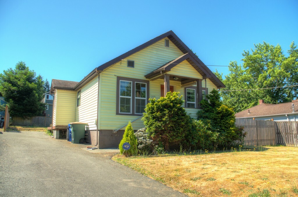 Property Photo:  3931 SW 97th St  WA 98136 