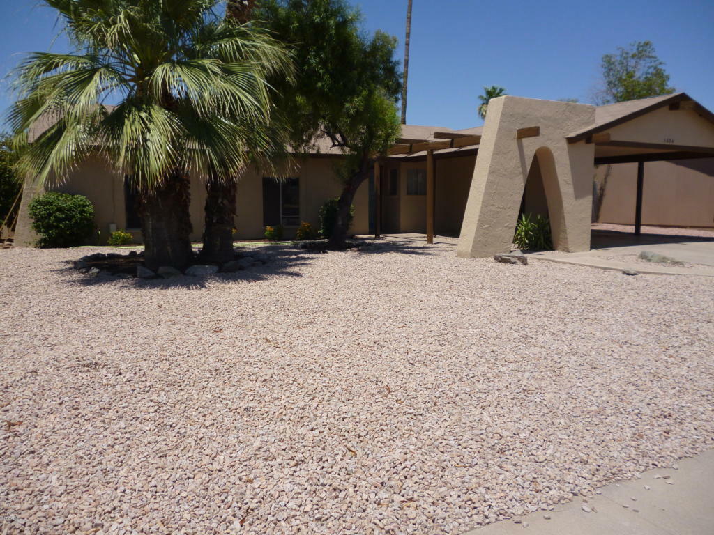 Property Photo:  4034 E Alta Vista Road  AZ 85042 