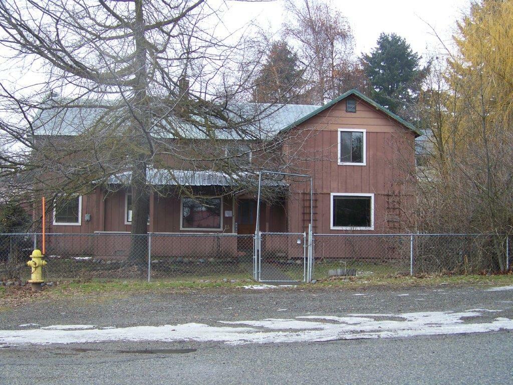 Property Photo: 403 N Oakes Ave WA 98922