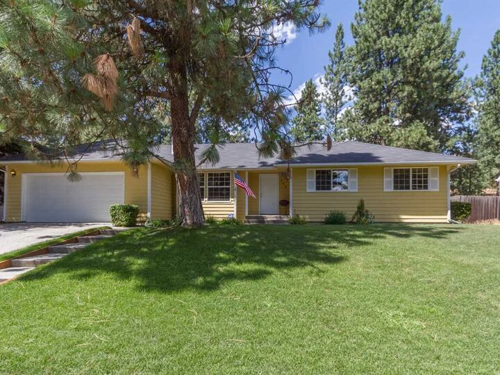 405 E Shenandoah Dr  Spokane WA 99208 photo