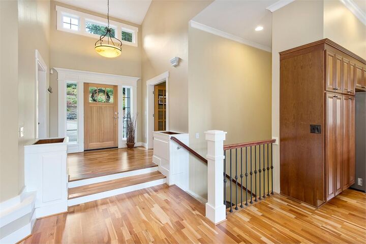 Property Photo: 1015 10th Court WA 98333