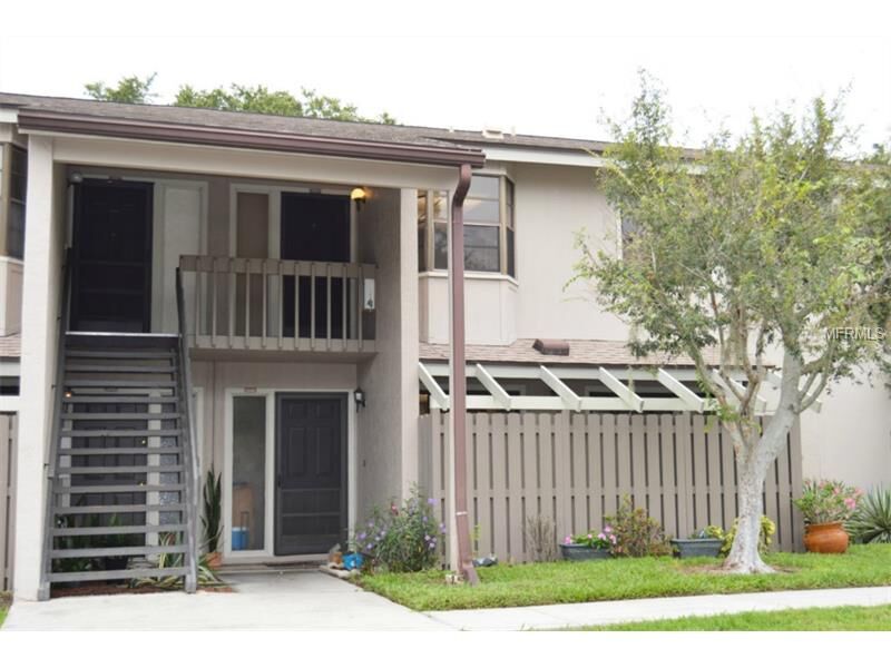 Property Photo: 5741 Summer Side Lane 15B FL 34231