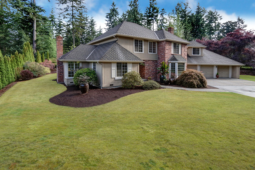 Property Photo:  18454 NE 196th Place  WA 98077 