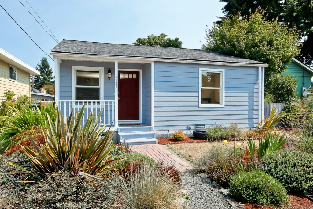 Property Photo:  8724 18th Ave NW  WA 98117 