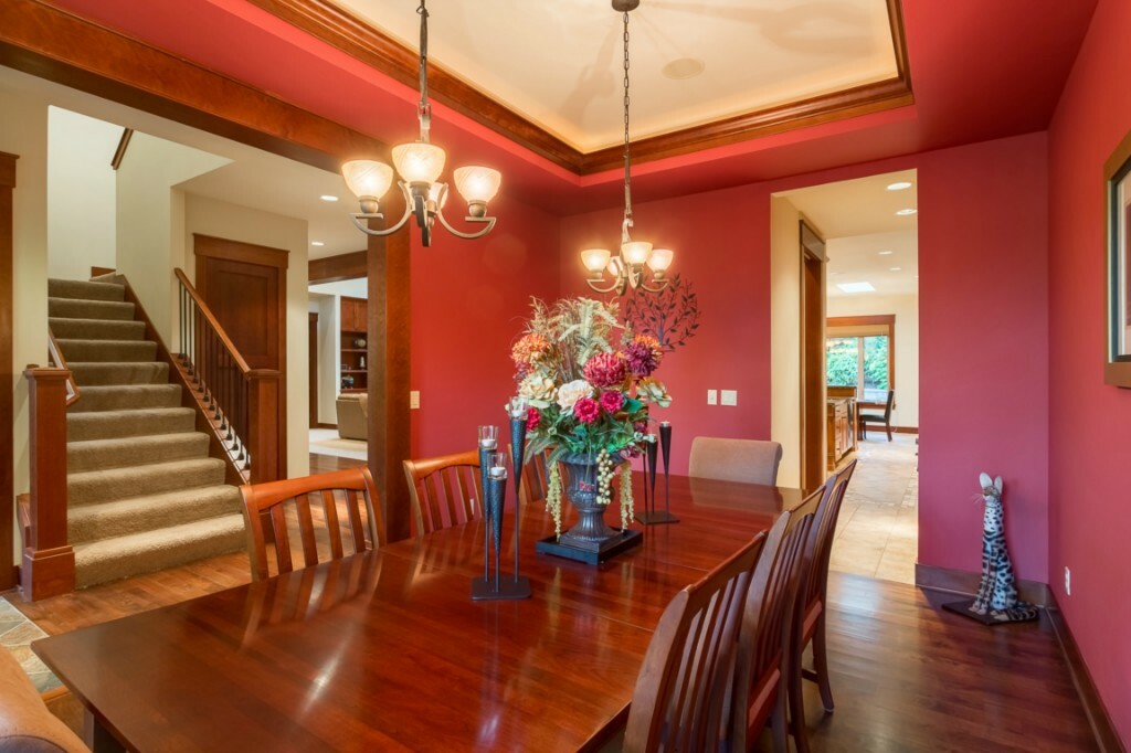 Property Photo: 10023 NE 29th Place WA 98004