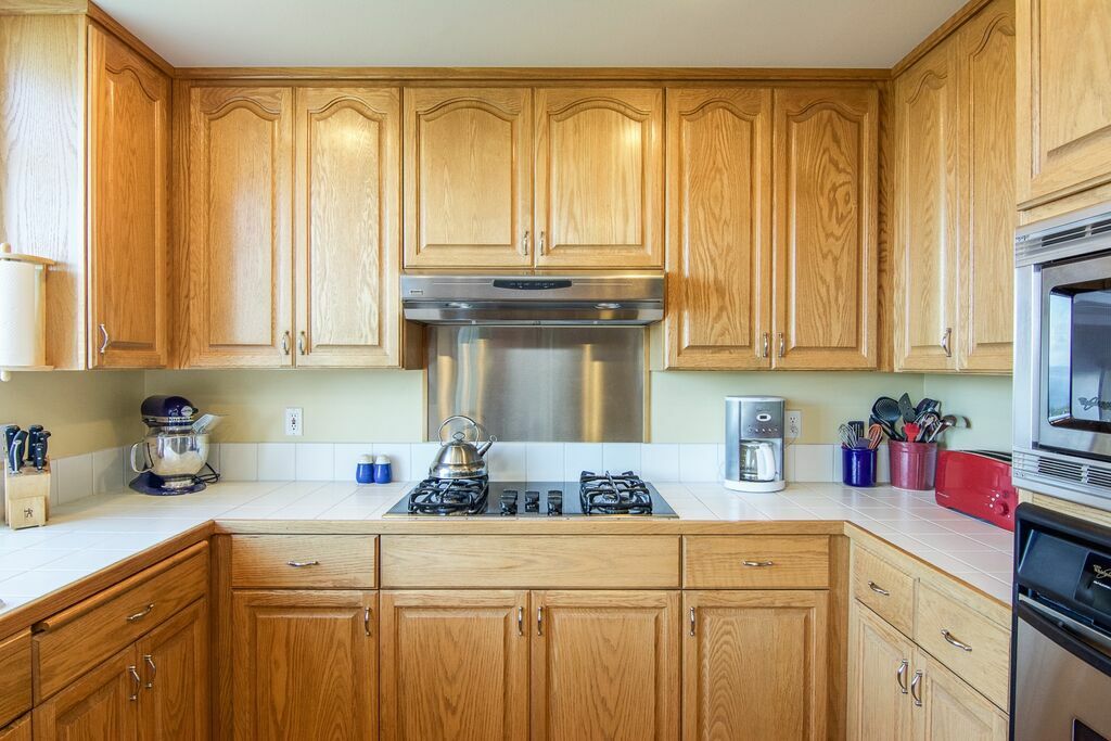 Property Photo: 2413 56th St SW WA 98203