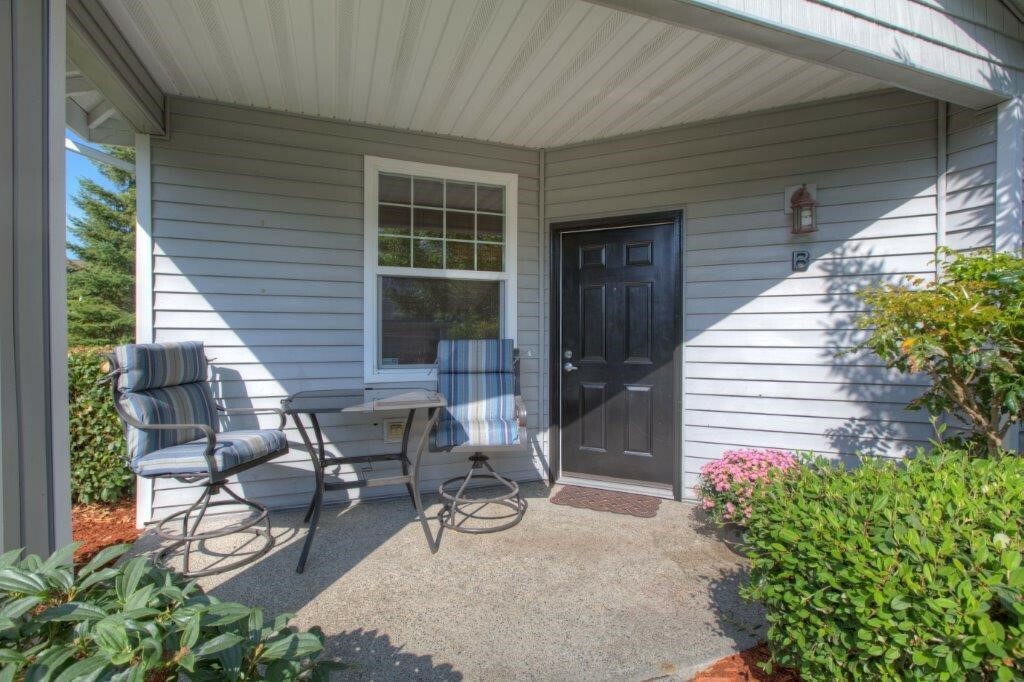 Property Photo: 1138 63rd St SE 11B WA 98092