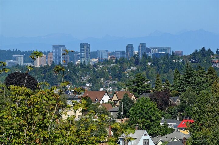 Property Photo: 4409 34th Ave S WA 98118