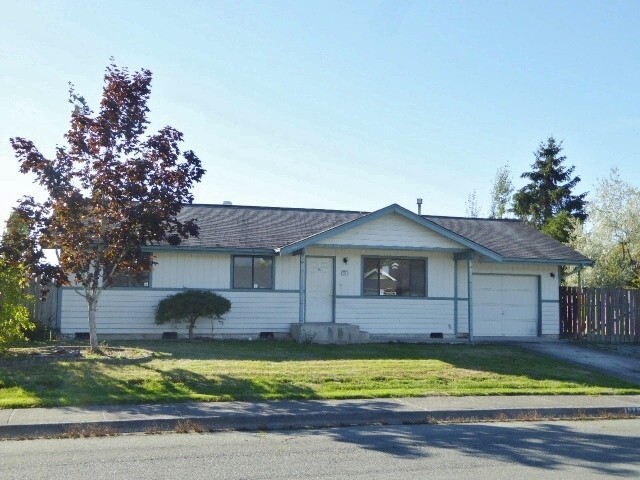 Property Photo: 1717 N 35th Street WA 98273