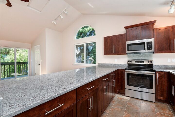 Property Photo:  524  24 Avenue S  WA 98144 