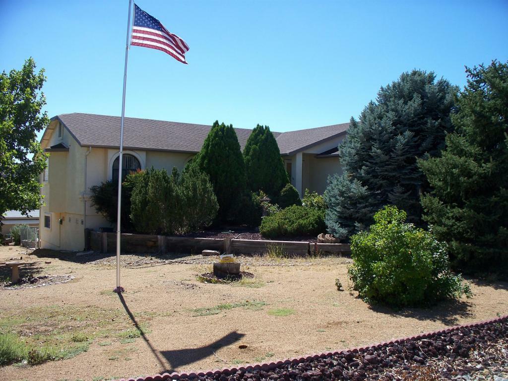 Property Photo: 9901 E Reavis Circle AZ 86314