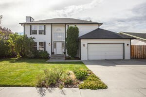 Property Photo:  145 Manhattan Square  WA 98802 