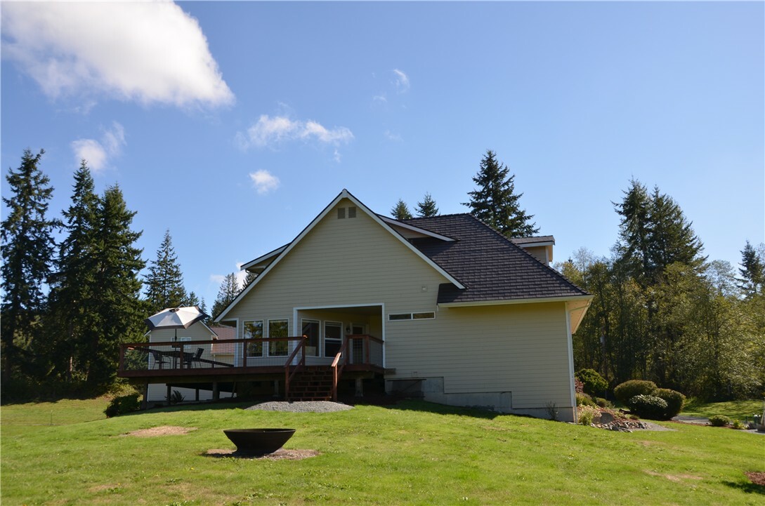 Property Photo:  33014 English Grade Rd  WA 98292 