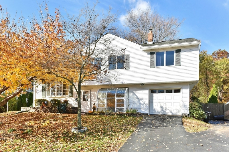 Property Photo: 9 Cornell St NJ 07885