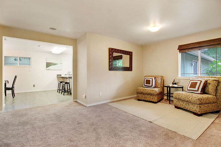 Property Photo:  12247 SE 55th Place  WA 98006 