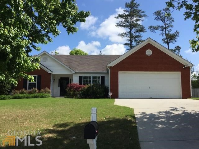 Property Photo: 806 Crested View Cir GA 30052