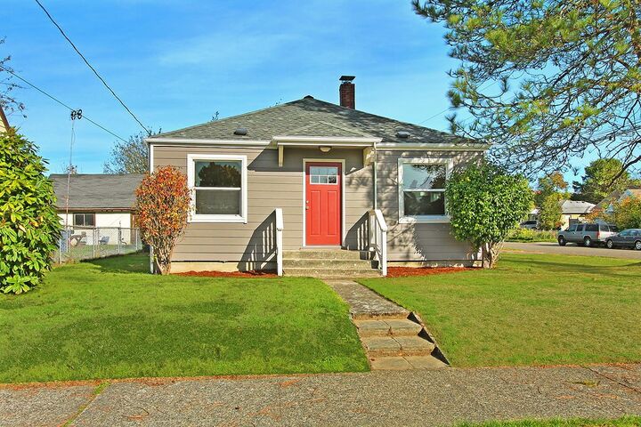 4501 N 15th St  Tacoma WA 98406 photo