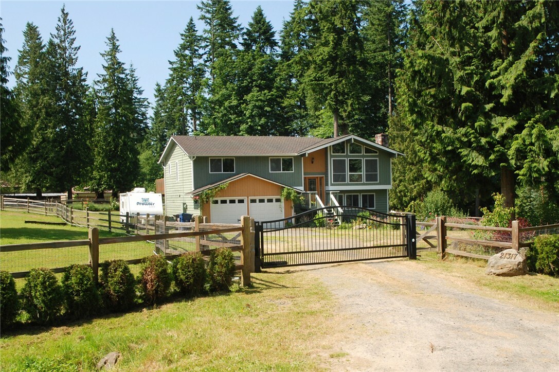 Property Photo: 21317 NE 161st St WA 98077