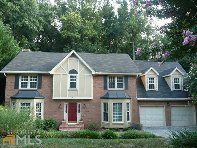 Property Photo:  180 River Run  GA 30075 