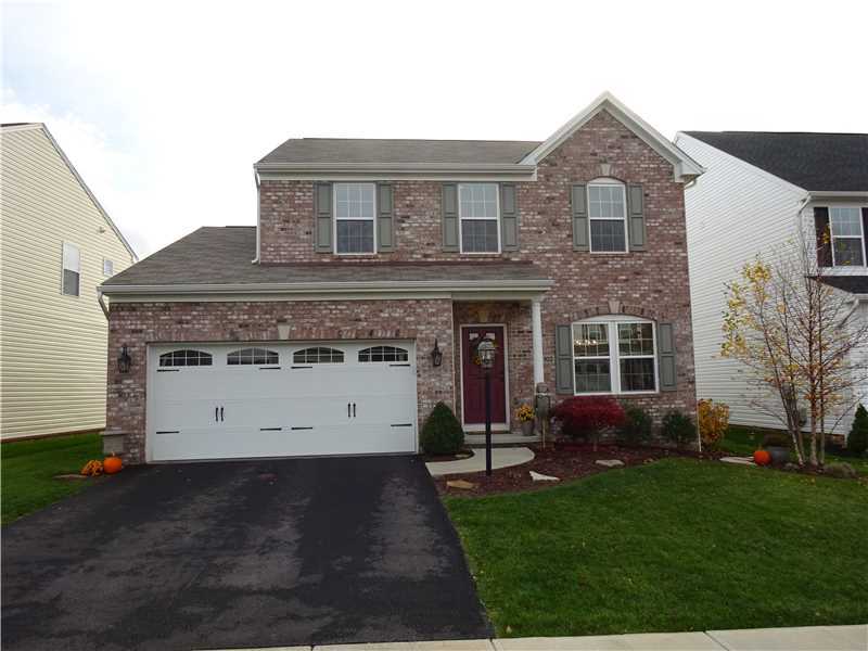 Property Photo:  102 Village Circle  PA 15071 