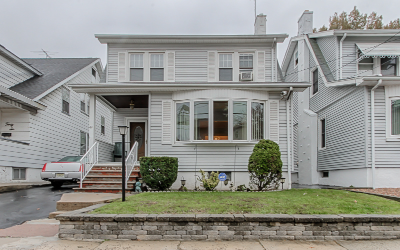 Property Photo:  44 Bellevue Ave  NJ 07109 