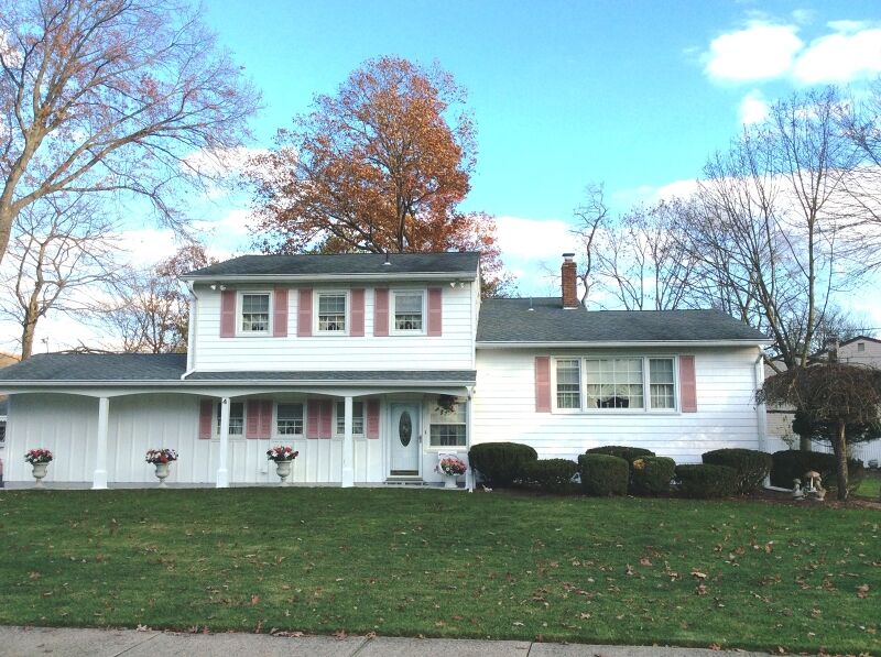 Property Photo:  4 Concord Pl  NJ 07470 