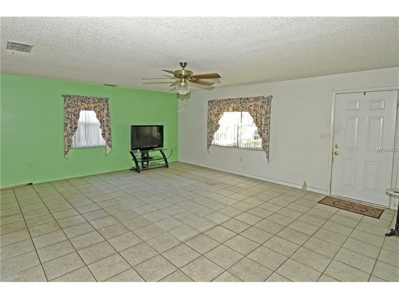 Property Photo:  318 Orange Street  FL 33823 