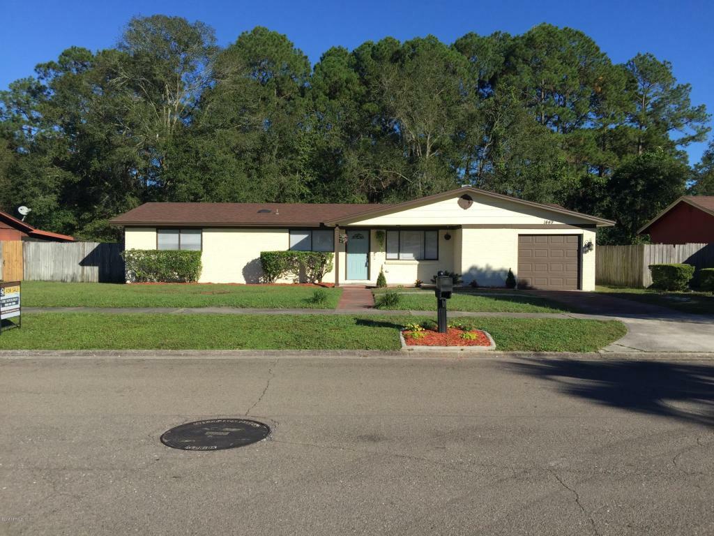 Property Photo:  1449 Undine Avenue  FL 32221 