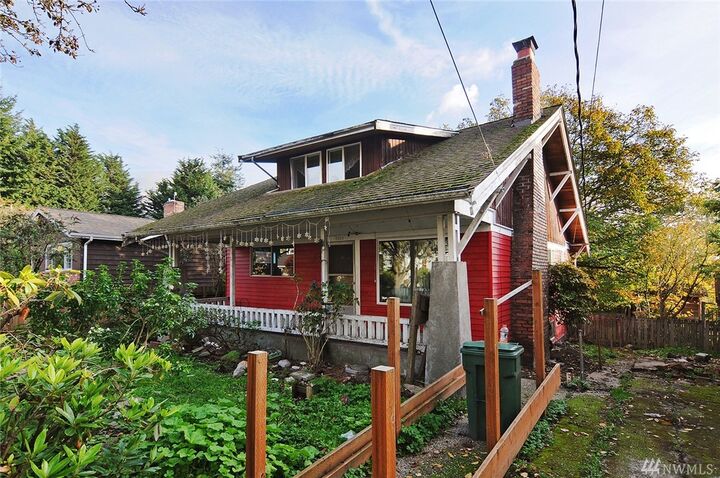 2833 NW 71st St  Seattle WA 98117 photo