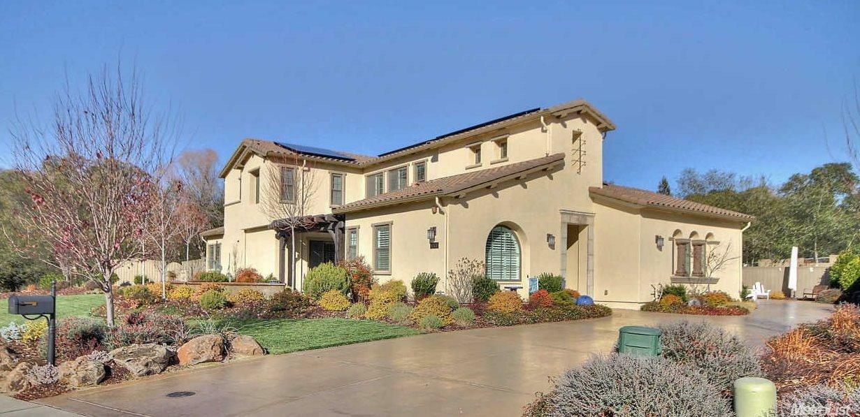 Property Photo:  4300 Great Oak Circle  CA 95746 