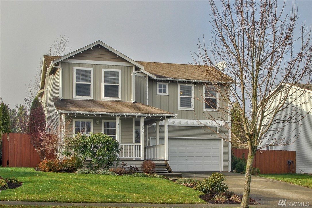 Property Photo: 303 N 30th St WA 98273