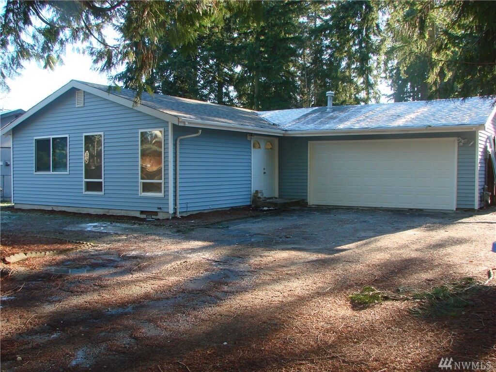 Property Photo:  3027 Forest Rim Ct S  WA 98374