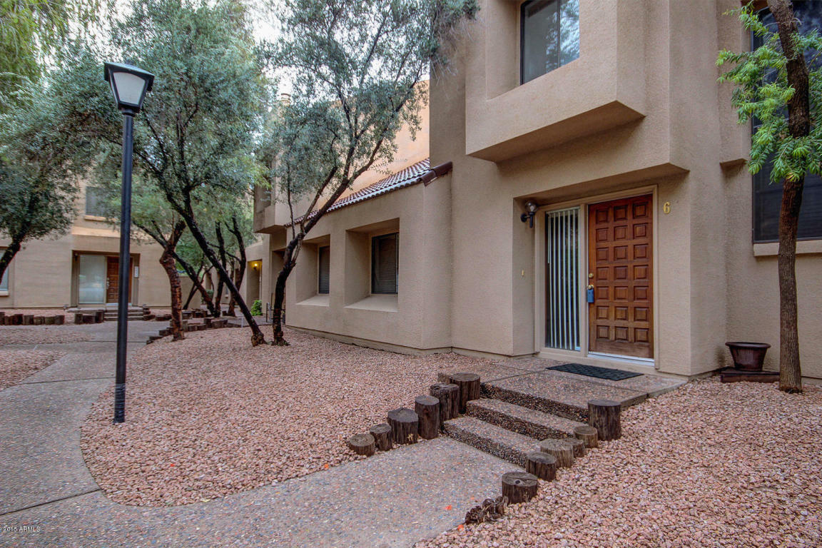 Property Photo:  6 E La Diosa Drive  AZ 85282 