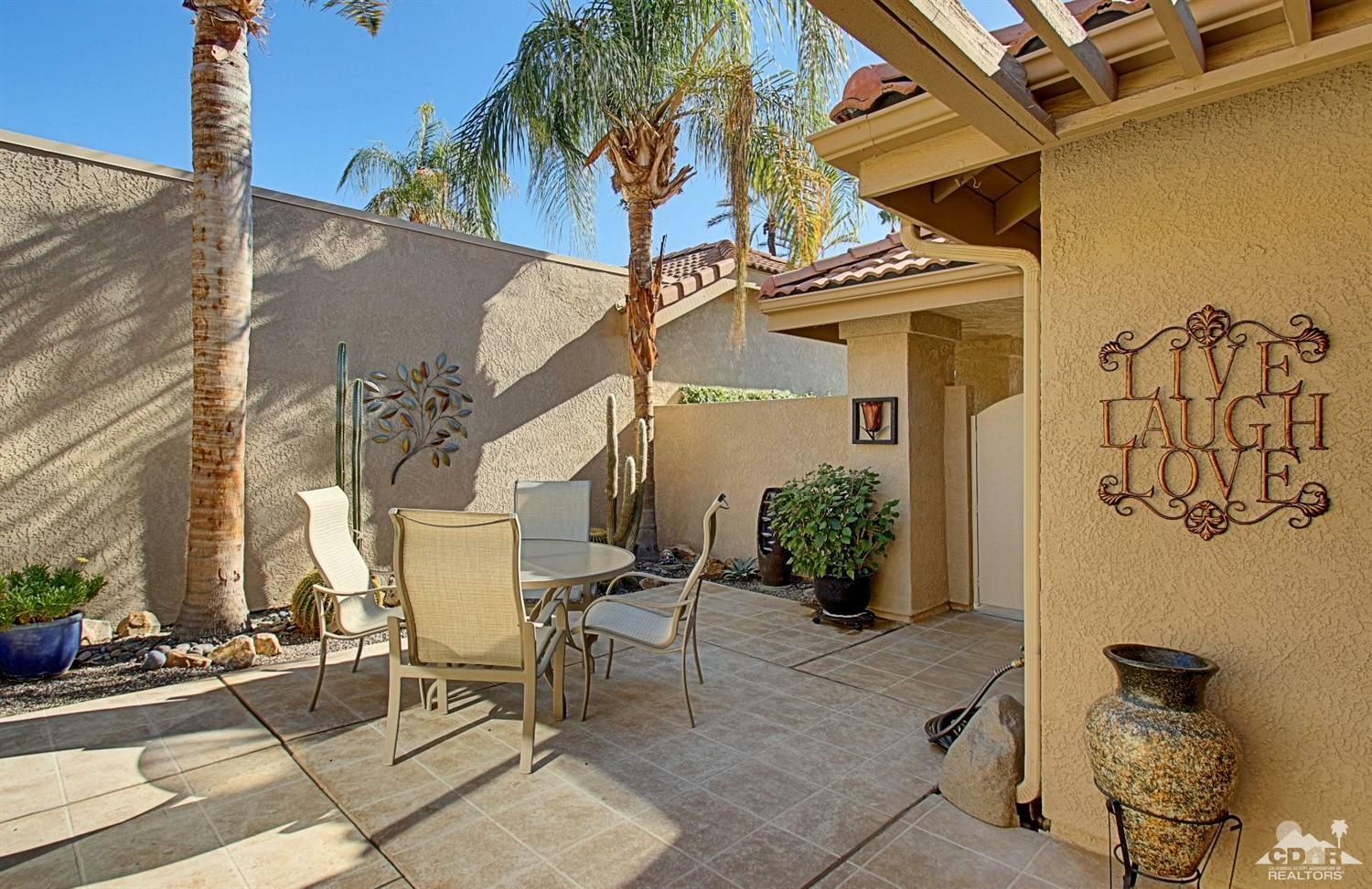 Property Photo:  6 Bonita Lane  CA 92260 