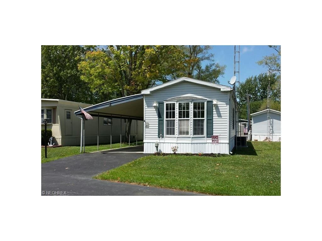 Property Photo: 1623 NE Catawba Road 144 OH 43452