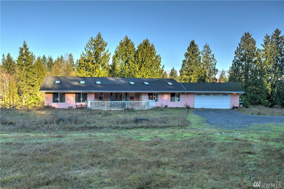 Property Photo:  6105 Bateman Ave  WA 98292 