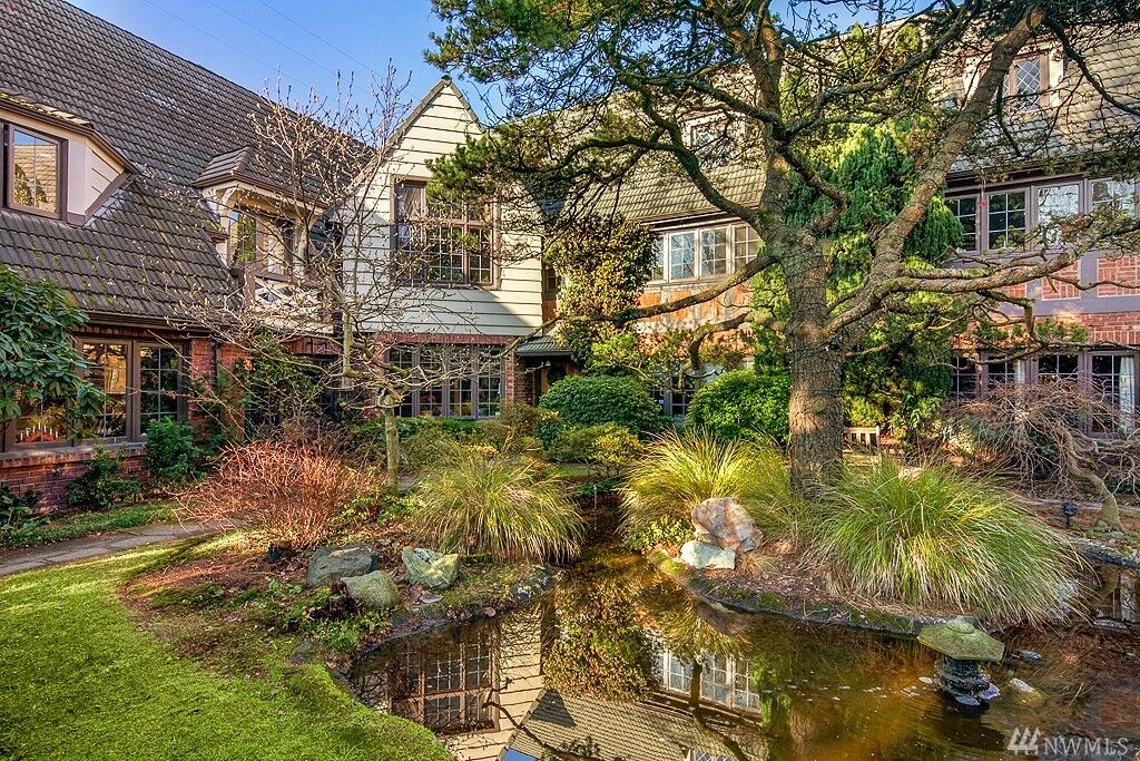 Property Photo: 1516 E Republican 5A WA 98122