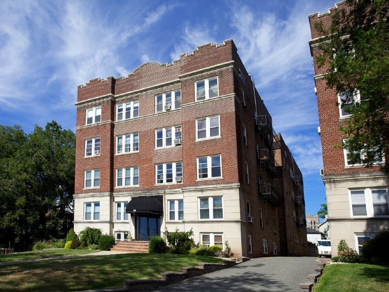 Property Photo: 14 Forest St, C4103 NJ 07042